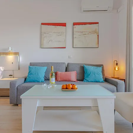 Benal Suite, Parque Acuatico Y Vistas Al Mar Apartment *