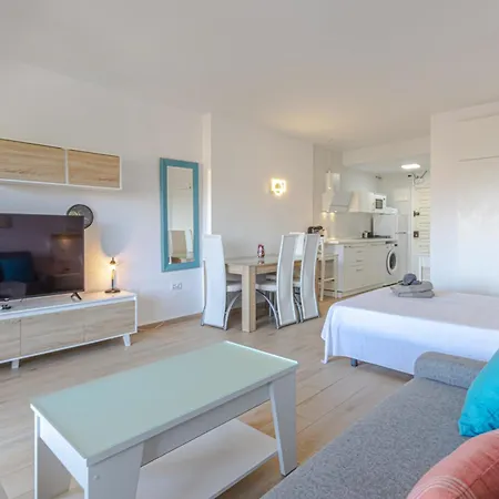 Apartment Benal Suite, Parque Acuatico Y Vistas Al Mar
